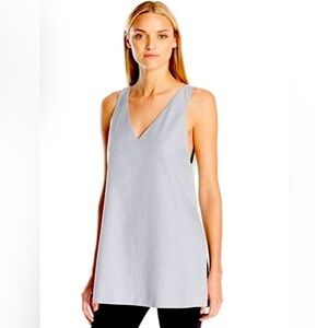 Finders Keepers Light Gray V-Neck Sleeveless Suit Tunic Top